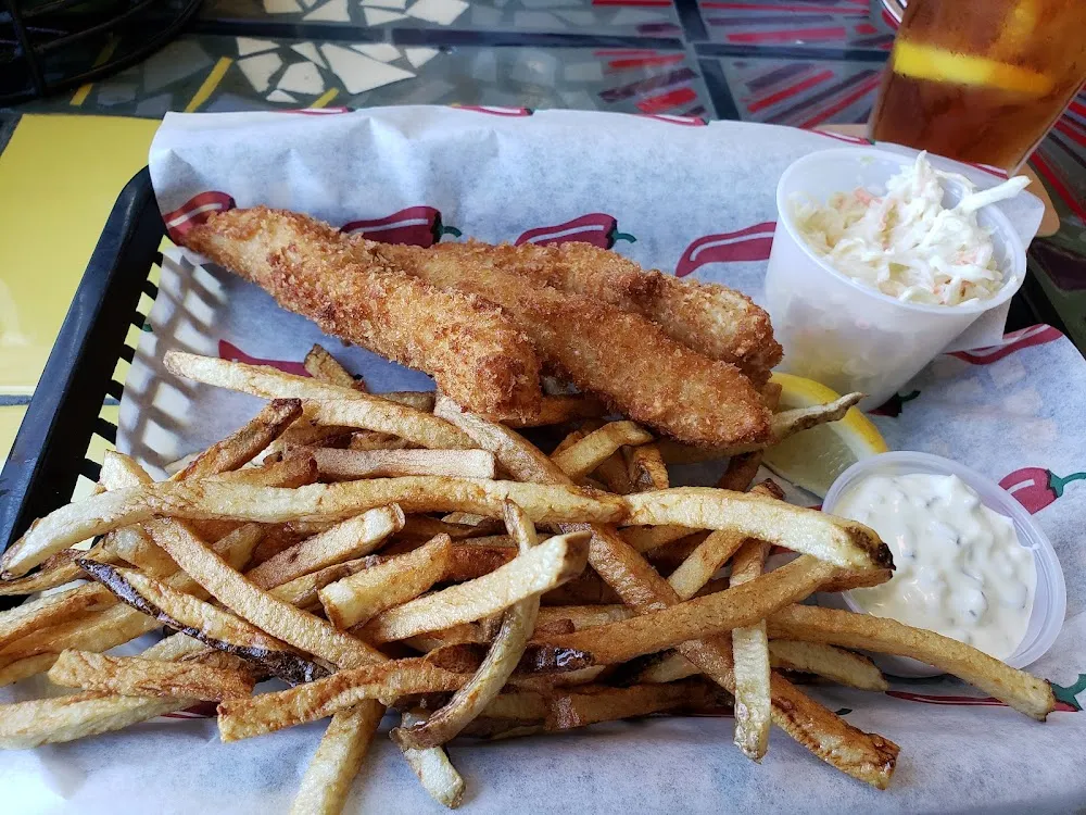 Captain Saltys Fisn N Chips