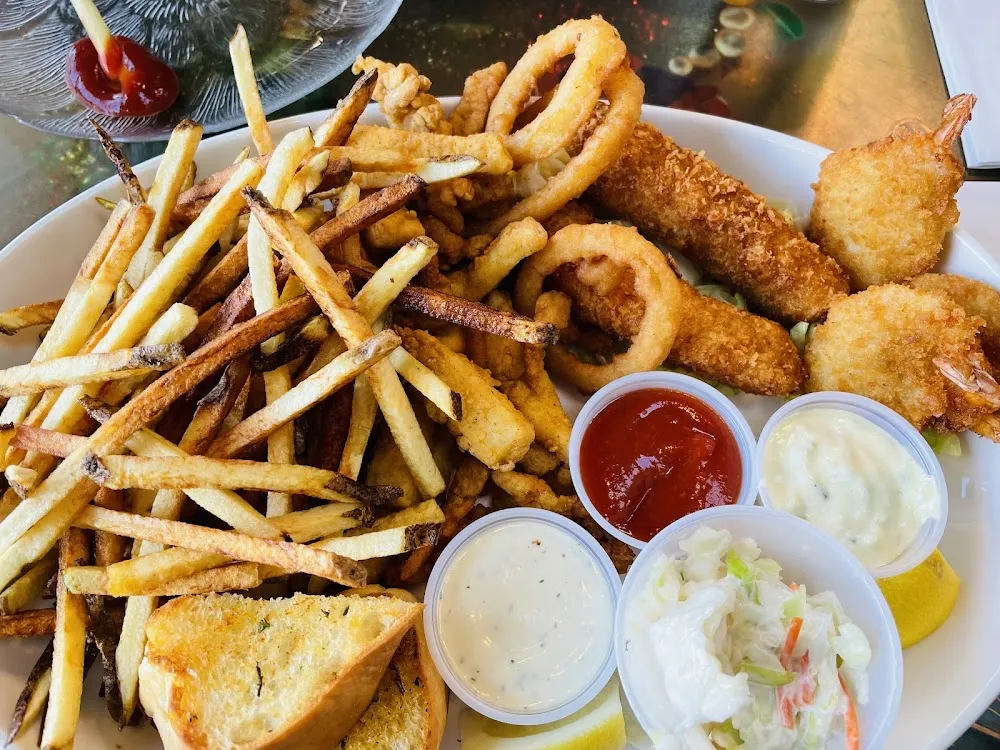 Seafood Boat with Bread